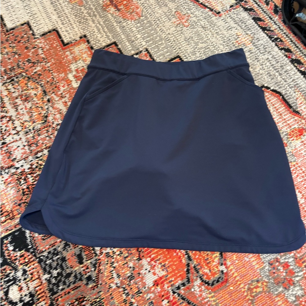Peter Millar Navy Skort Size Large Euc - image 3